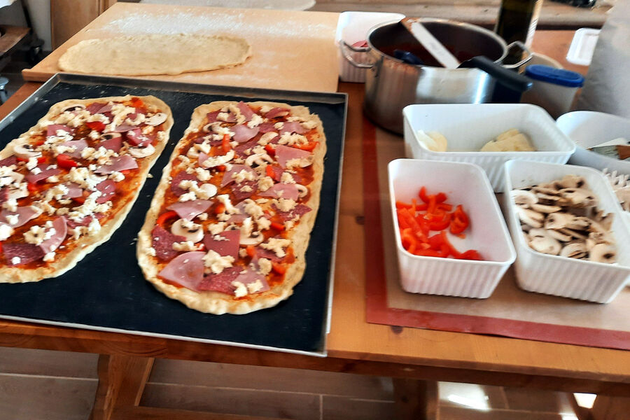 Pizza_3.jpg  